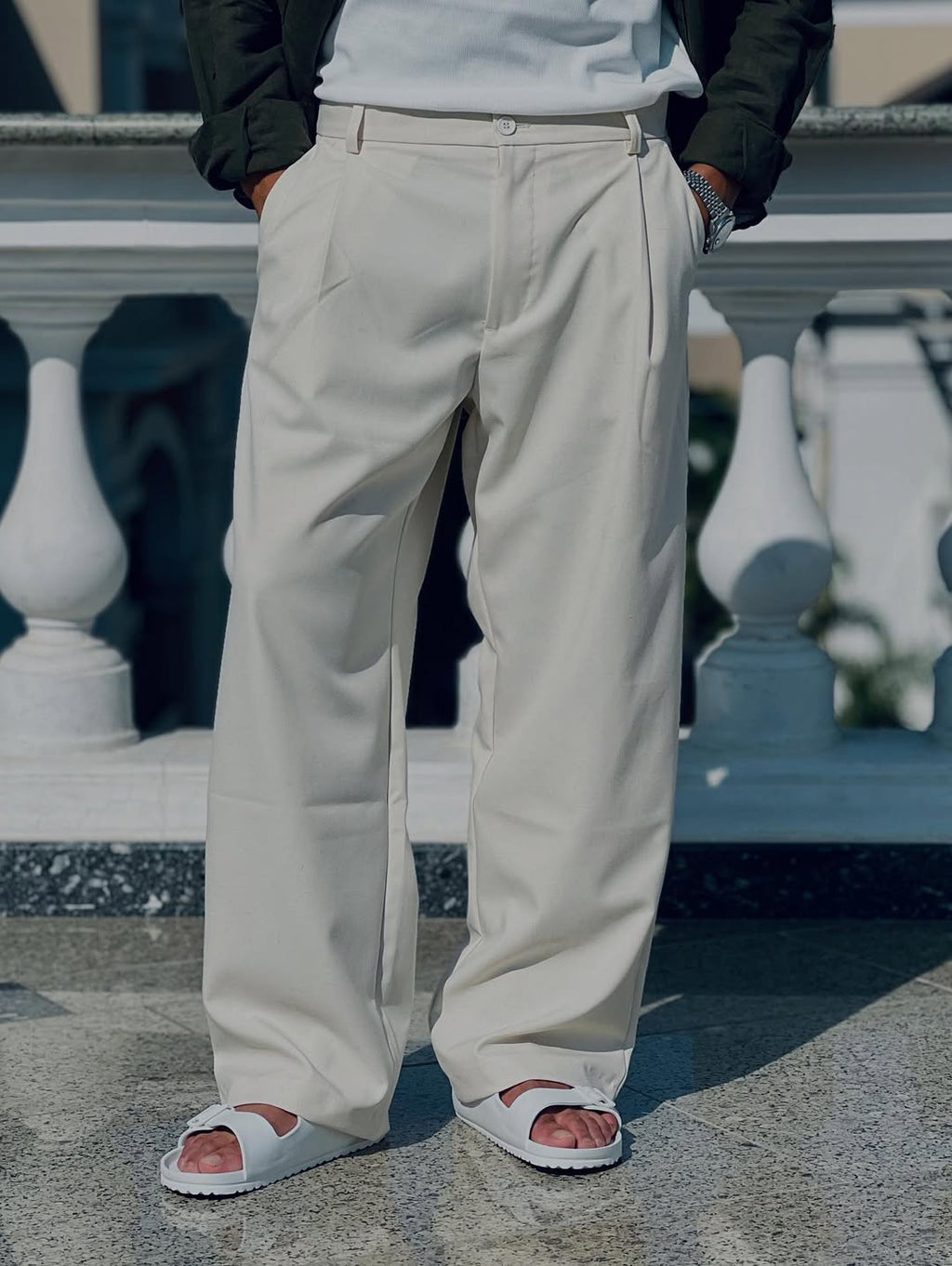 Classic wide leg pants